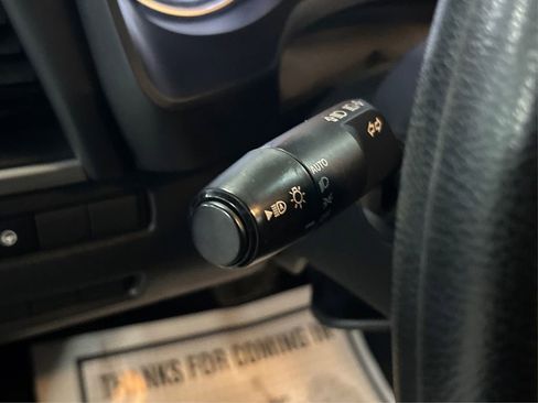 Used 2021 Nissan Rogue SV image 25