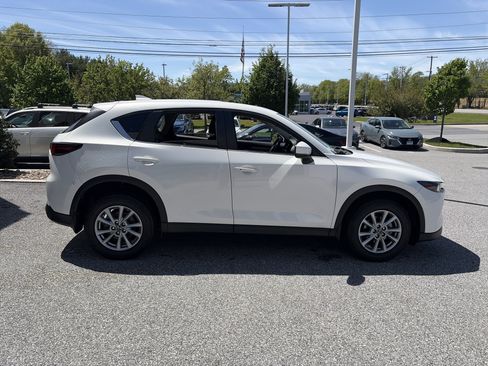 Used 2023 MAZDA CX-5 AWD 2.5 S w/ Preferred Package image 4