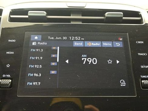 Used 2024 Hyundai Tucson SEL FWD image 14
