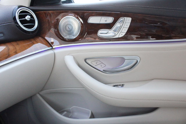 Used 2018 Mercedes-Benz E 300 image 20