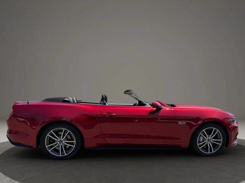 Used 2015 Ford Mustang GT Premium RWD image 4