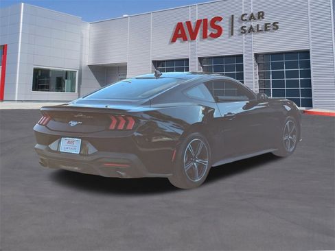 Used 2024 Ford Mustang Premium image 5