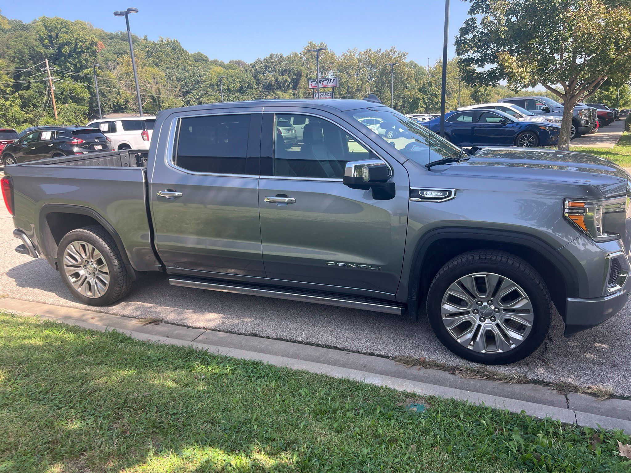 Used 2021 GMC Sierra 1500 Denali w/ Denali Ultimate Package AWD/4WD image 4