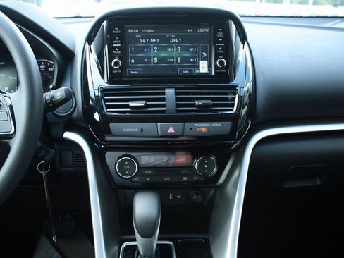 New 2025 Mitsubishi Eclipse Cross ES image 18