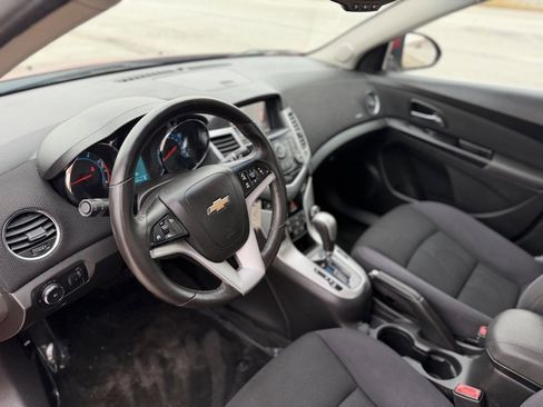 Used 2014 Chevrolet Cruze LT w/ RS Package image 13