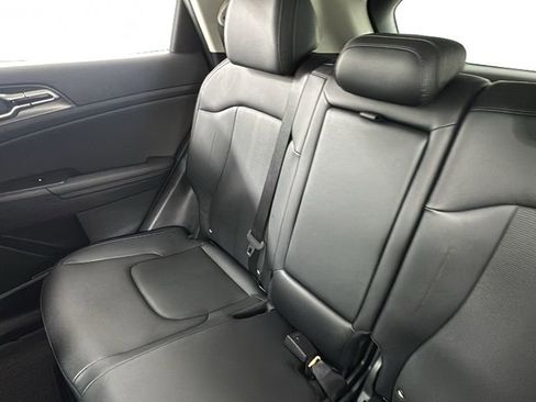 Used 2026 Kia Sportage EX image 14
