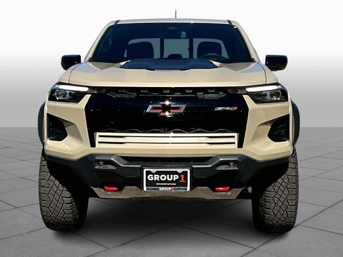 Used 2024 Chevrolet Colorado ZR2 w/ Technology Package image 3