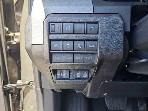Used 2025 Toyota Tacoma 4x4 Double Cab Hybrid w/ Tow Tech Package image 29