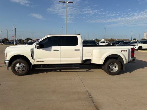 Used 2025 Ford F350 Lariat w/ Lariat Ultimate Package AWD/4WD image 11