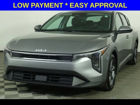 Used 2025 Kia K4 FWD image 1