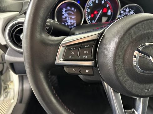 Used 2016 MAZDA MX-5 Miata Grand Touring image 15