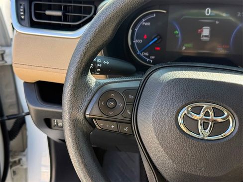 Used 2023 Toyota RAV4 LE image 16