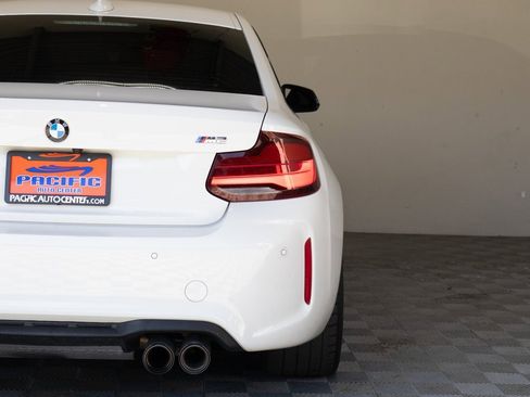 Used 2017 BMW M2 image 16