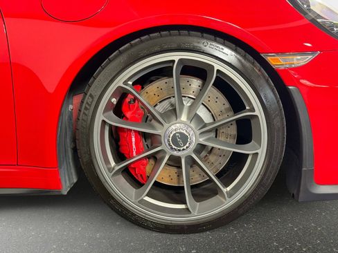 Used 2018 Porsche 911 GT3 image 21