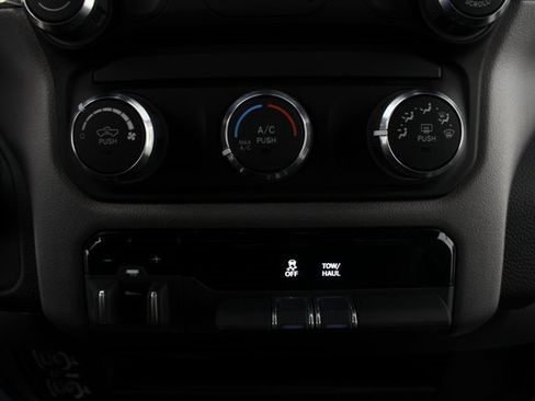 Used 2024 RAM 2500 Big Horn w/ Bed Utility Group image 6