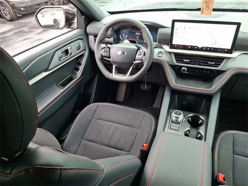 New 2026 Ford Explorer ST image 9