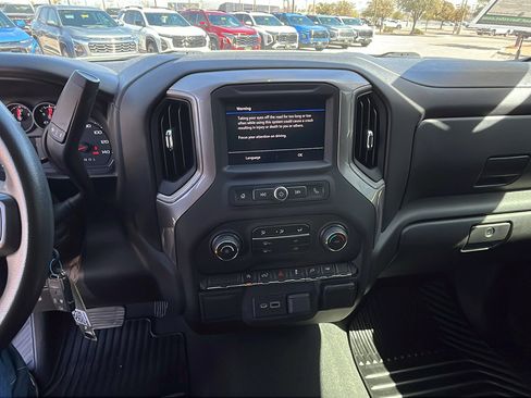 Used 2021 Chevrolet Silverado 1500 Custom image 19