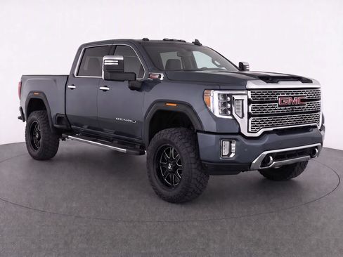 Used 2020 GMC Sierra 2500 Denali w/ Denali Ultimate Package AWD/4WD image 2