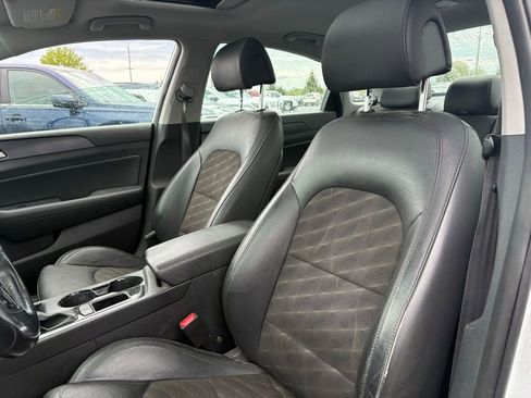 Used 2017 Hyundai Sonata Sport w/ Value Edition Package 02 FWD image 4