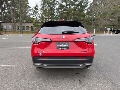Certified 2024 Honda HR-V Sport image 6