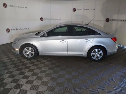 Used 2015 Chevrolet Cruze LT FWD image 8