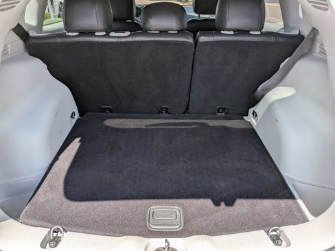 Used 2018 Jeep Compass Limited w/ Safe & Security Group FWD image 29