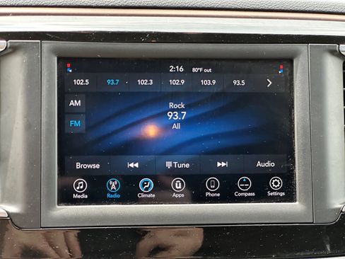 Used 2019 Chrysler Pacifica L FWD image 21