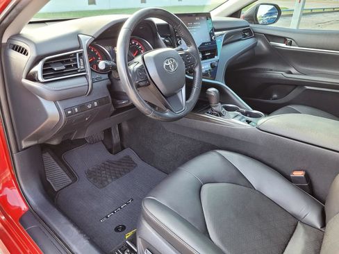 Used 2023 Toyota Camry XSE FWD image 2