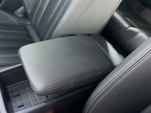 Used 2023 Audi A4 2.0T Premium image 18