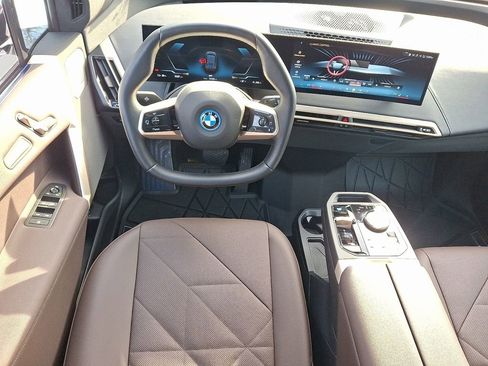Used 2025 BMW iX xDrive50 w/ Premium Package image 12