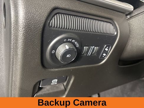 Used 2022 Jeep Wagoneer Series II w/ Premium Group I image 10