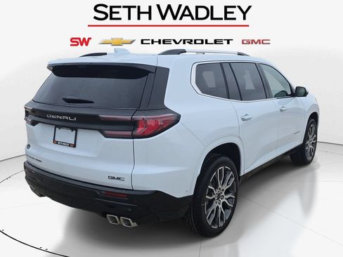 New 2026 GMC Acadia Denali Ultimate w/ LPO, Floor Liner Package AWD/4WD image 7