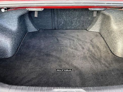 Used 2024 Nissan Altima 2.5 SV image 25