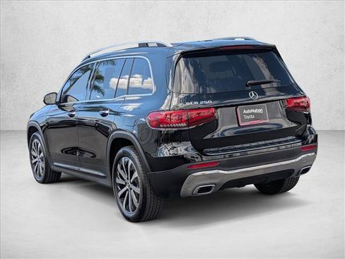 Used 2022 Mercedes-Benz GLB 250 image 8