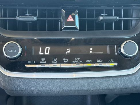 Certified 2024 Toyota Corolla LE FWD image 24