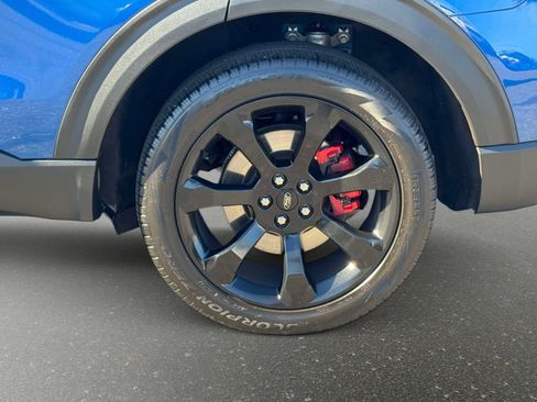 Used 2022 Ford Explorer ST w/ ST High-Performance Pack image 9