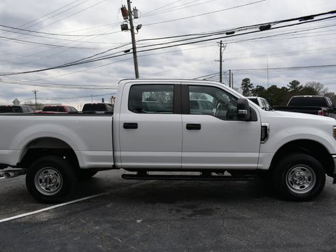 Used 2018 Ford F250 XL w/ Power Equipment Group image 5