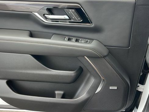 New 2026 GMC Yukon XL Elevation AWD/4WD image 23