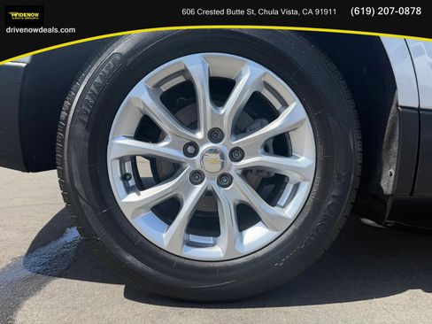 Used 2021 Chevrolet Equinox LS w/ LS Convenience Package image 31