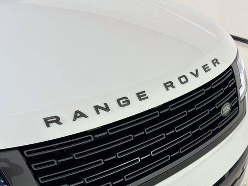 Used 2024 Land Rover Range Rover SE AWD/4WD image 33