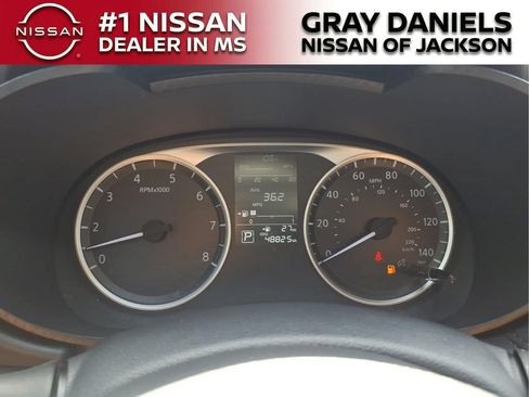 Used 2025 Nissan Versa S w/ S Plus Package FWD image 15