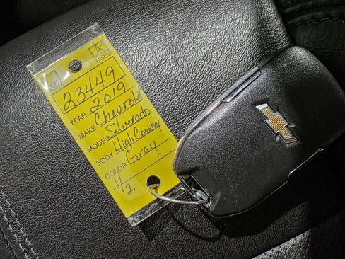 Used 2019 Chevrolet Silverado 1500 High Country image 42