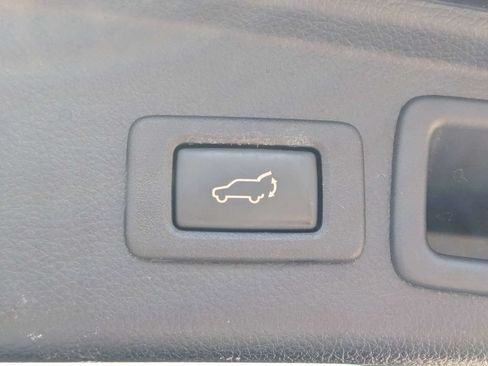 Used 2018 Subaru Forester 2.5i Touring w/ Popular Package #3B AWD/4WD image 16