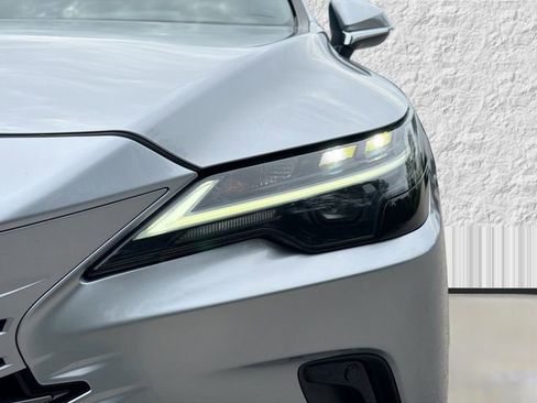 Used 2023 Lexus RX 350 Premium w/ Accessory Package (Z1) FWD image 9