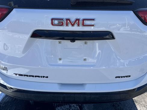 Certified 2023 GMC Terrain SLE w/ Driver Convenience Package image 29