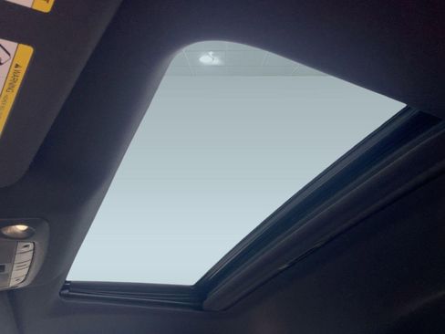 Used 2023 INFINITI QX80 Sensory w/ All-Season Package image 13