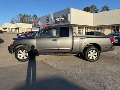 Used 2004 Nissan Titan LE w/ (Tow) Big Tow Pkg