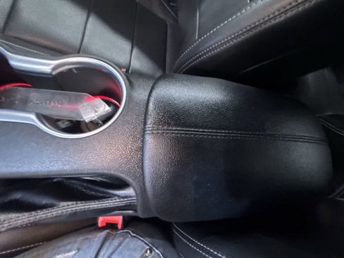 Used 2023 Ford Mustang Premium image 23