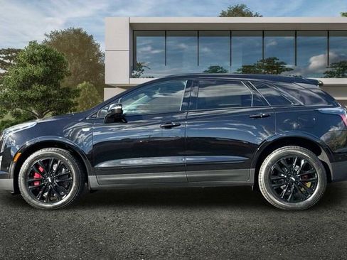 New 2026 Cadillac XT5 Sportv w/ LPO, Onyx Lite Package image 7