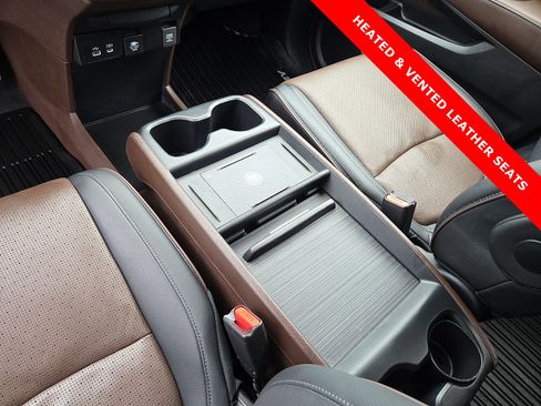 Used 2025 Honda Odyssey Elite image 25